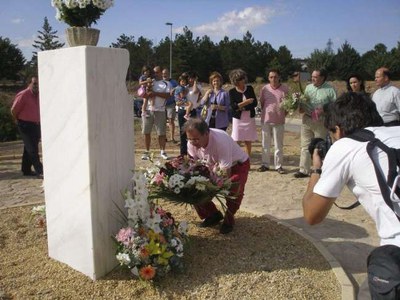 Golmayo recorda les víctimes del tràgic accident d'autocar de fa 9 anys.