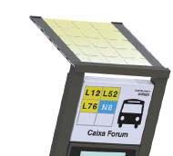 Una empresa ripolletenca responsable de les parades solars d'informació.