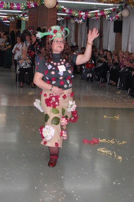 El Casal d'Avis celebra el seu ball de disfresses.