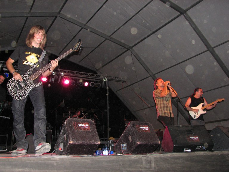 ripollet-jov-concurs-grups-locals-bases-240510.pdf