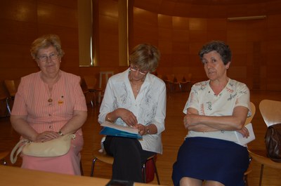 Mans Unides organitza un dinar benèfic per l'Índia.