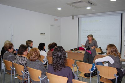 El Cicle Més Salut porta la xerrada 'Prevenció del càncer de cèrvix'.