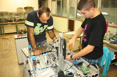 Dos alumnes de l'INS Palau Ausit representaran Espanya a l'Euroskills.