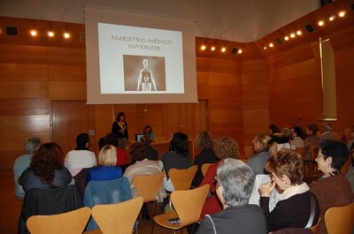 Cicle de xerrades per commemorar el Dia Mundial de la Fibromiàlgia.