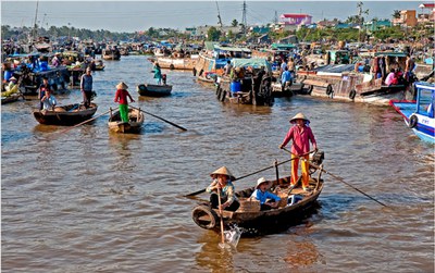 L'AFOCER exposa Visions vietnamites a Perpignan.