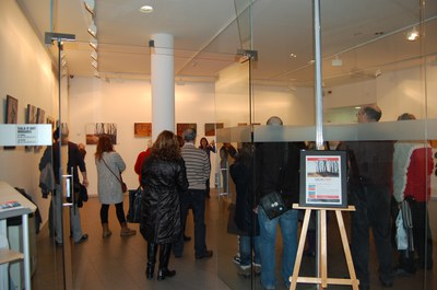 Els arbres omplen la Sala d'Art del Centre Cultural.