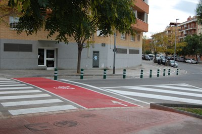 Se celebra la primera passejada pel carril bici de Ripollet.