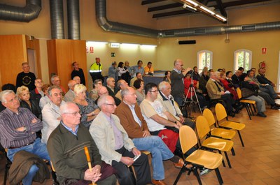 Acords del Ple del 26 d'abrilSuport unànime als afectats per les participacions preferents.