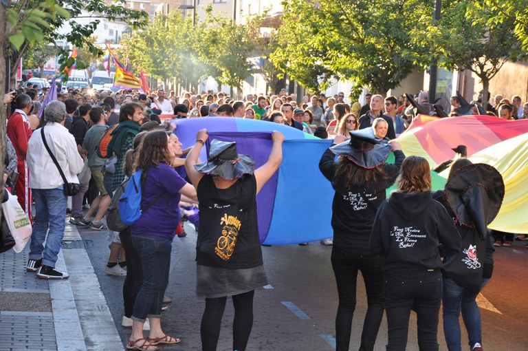 Informe de l'estat de la LGTBIfòbia a Catalunya 2015