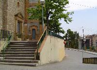 Comencen les obres d’accessibilitat entre l’ascensor i la zona de l’església.