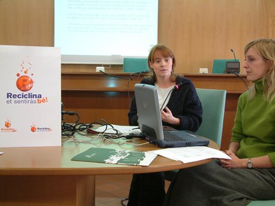 ‘Reciclina, et sentiràs bé!’, una forma positiva de promoure la recollida selectiva.