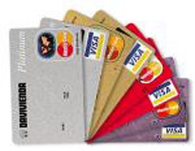 Satisfacció de l’hostaleria per la reducció de comissions pel pagament amb targes de crèdit.