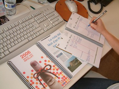 Propera edició de l’Agenda de Ripollet 2007 i de la Guia comercial de la localitat.