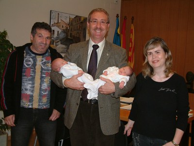 Els primers ripolletencs de l'any 2007 són una parella de bessons.