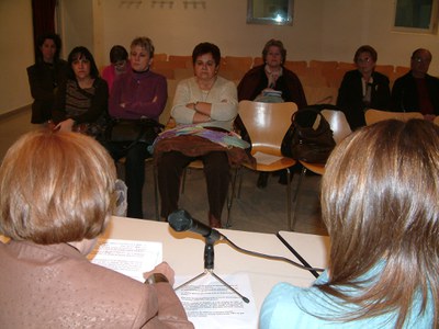 Els grups d'ajuda de familiars i amics d'alcohòlics es presenten a Ripollet.