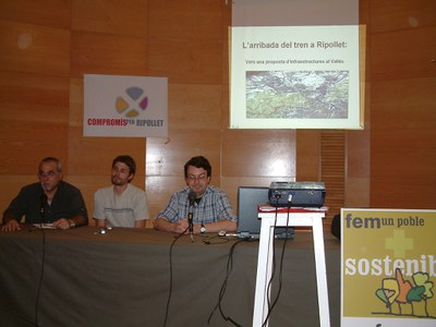 MUNICIPALS 2007: CpR fa una xerrada sobre les possibilitats de l'arribada del tren a Ripollet.
