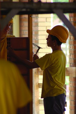 El PMO endega un nou projecte centrat en les dificultats dels immigrants al mercat laboral..