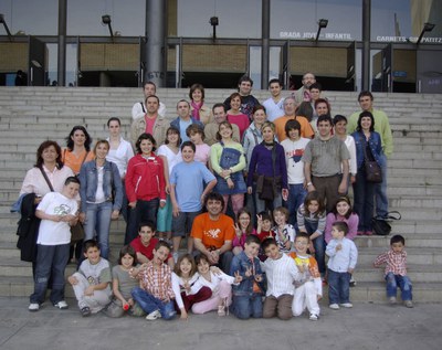 'La Peña' rep als equips de bàsquet de l'Anselm Clavé.