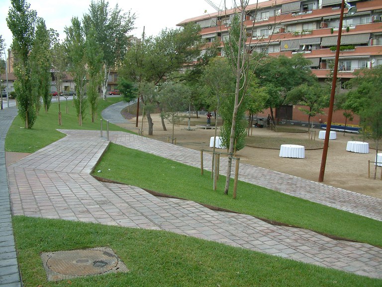 ripollet-urbanisme-parc-maria-regordosa-inauguracio-290907%20(4).JPG