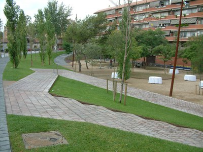 ripollet-urbanisme-parc-maria-regordosa-inauguracio-290907%20(4).JPG