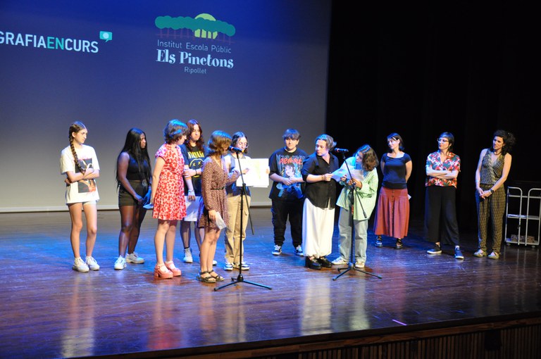 Alumnes de 4t d'ESO del Martinet i els Pinetons presenten els seus projectes que combinen art i educació