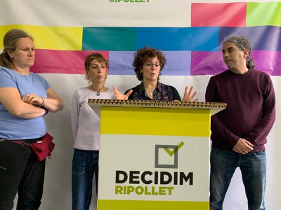 Decidim reclama al govern que concreti les mesures previstes per a les escoles.
