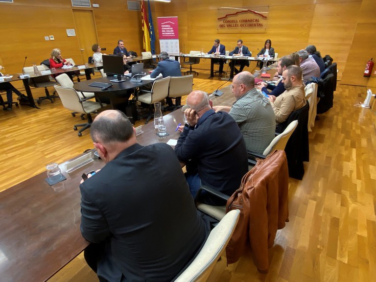 El Consell d'Alcaldies del Vallès Occidental trasllada al conseller de Territori les seves inquietuds pel dèficit d'infraestructures a la comarca