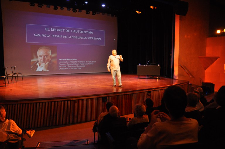 L'Aula d'Extensió Universitària inaugura una nova temporada de conferències