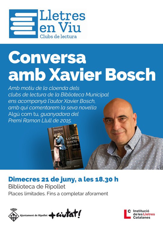 L'escriptor Xavier Bosch visita la Biblioteca Municipal de Ripollet