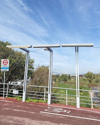 Restablerta la il·luminació a la passera després d'un robatori de cable.