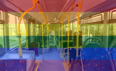 Ripollet treballa en un protocol contra l'LGTBI-fòbia en el transport públic.
