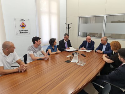 El delegat del govern espanyol a Catalunya visita Ripollet.