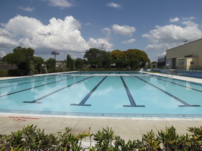 Piscina d'estiu — Ajuntament de Ripollet